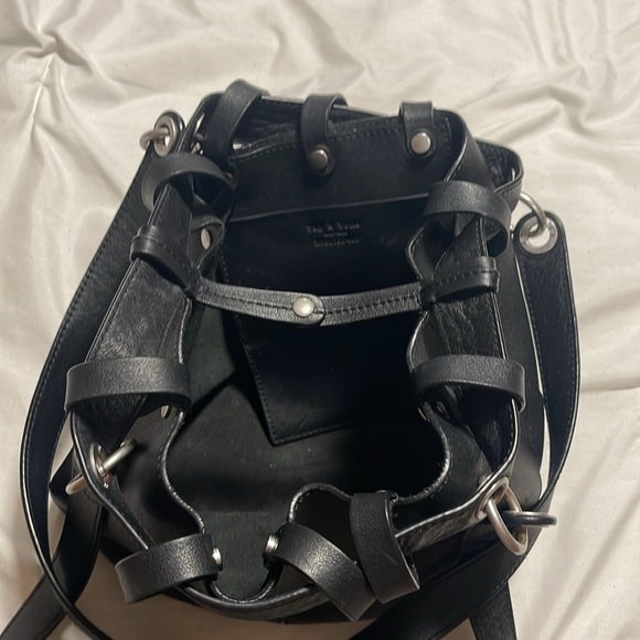 Rag & bone"Studded Pebbled Leather Bucket Bag Black - Picture 15 of 16